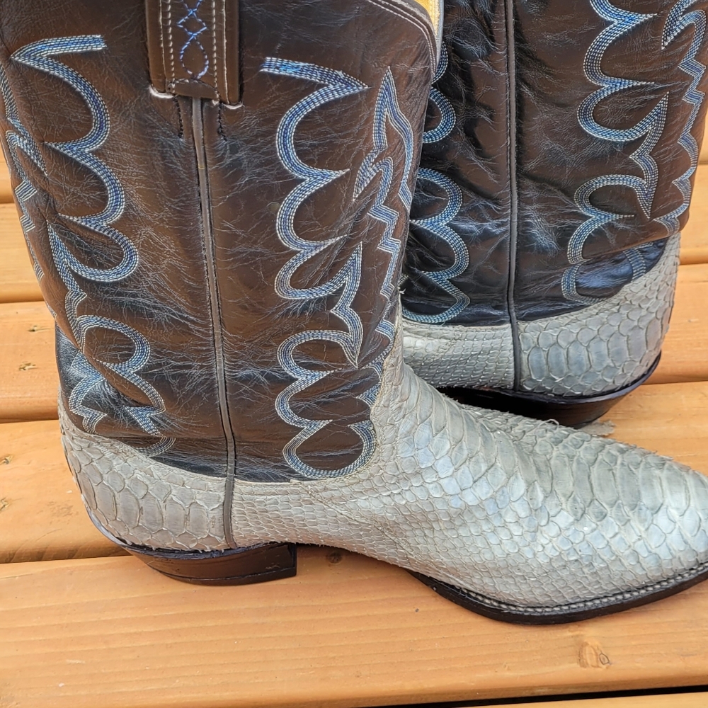 Tony Lama Boots